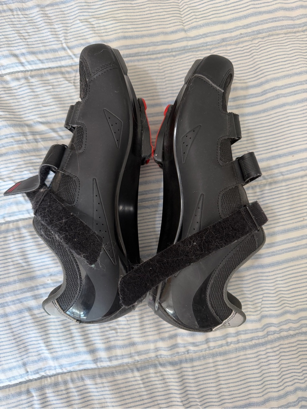 Tommaso Black Cycling Shoes 3-Bolt Cleats Spin